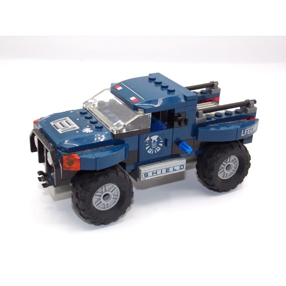 Lego Other - LEGO Marvel Super Heroes Loki's Cosmic Cube Escape Set 6867 Vehicle Incomplete